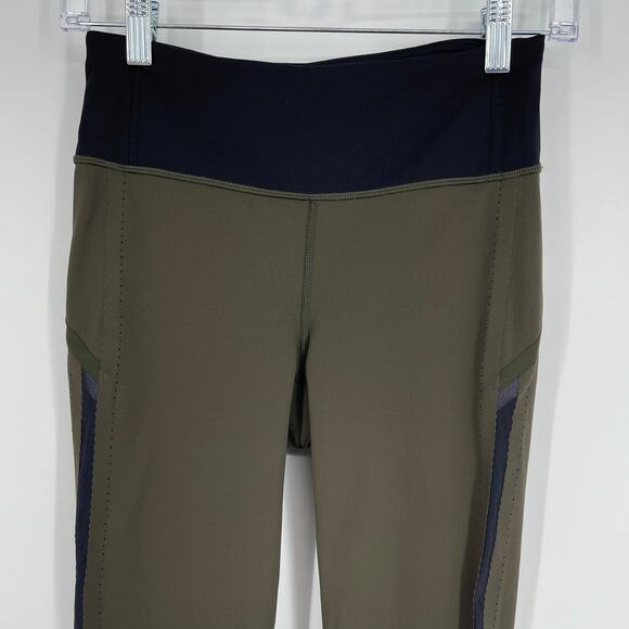 Lululemon Smooth Stride Crop 17” Dark Olive Black Full On Luxtreme Size 4 - Picture 3 of 9